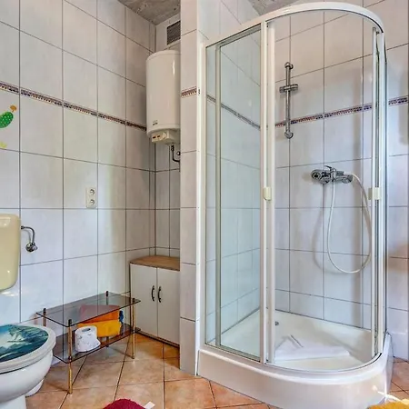 Wohnung 1 Lägenhet